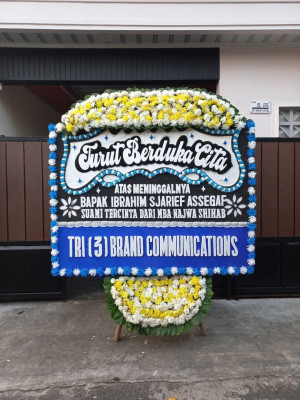 Papan Bunga Duka di Megaluh